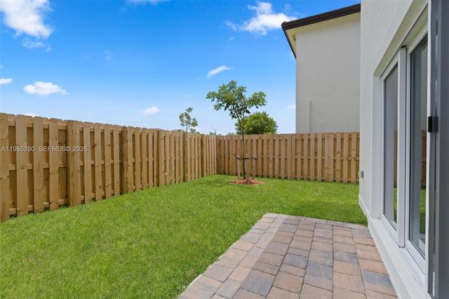 27350 SW 133rd Path, Homestead, FL 33032