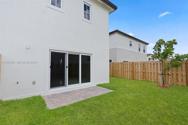 27350 SW 133rd Path, Homestead, FL 33032