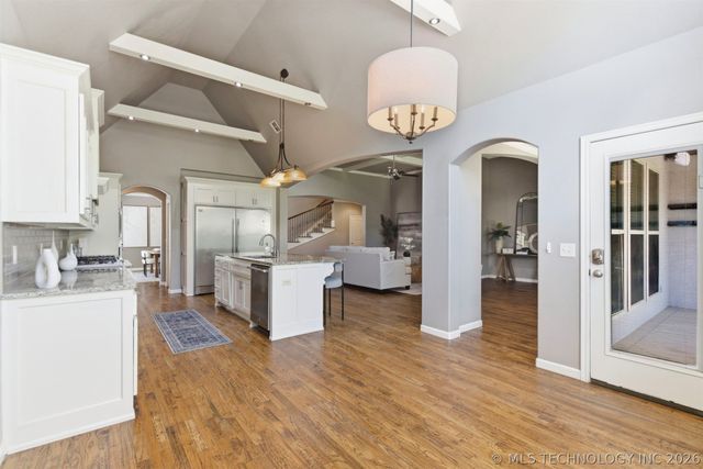 5848 E 145th Street S, Bixby, OK 74008