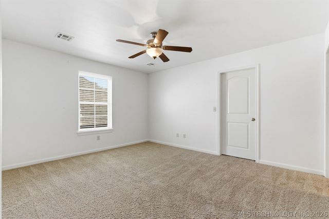 5848 E 145th Street S, Bixby, OK 74008