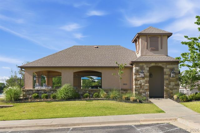 5848 E 145th Street S, Bixby, OK 74008