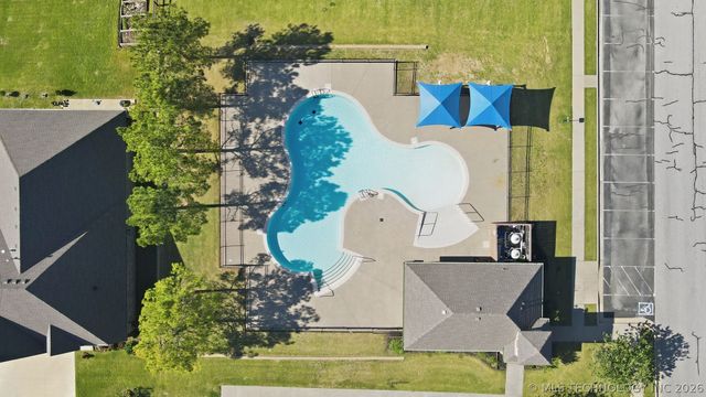 5848 E 145th Street S, Bixby, OK 74008