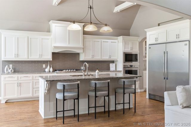 5848 E 145th Street S, Bixby, OK 74008