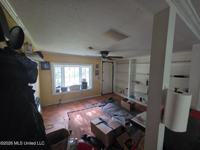2122 New Hope Road, Columbus, MS 39702