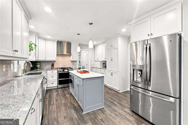 4978 Heatherdale Lane, Atlanta, GA 30360