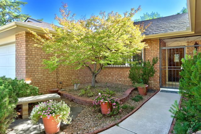 7916 American Heritage Drive NE, Albuquerque, NM 87109