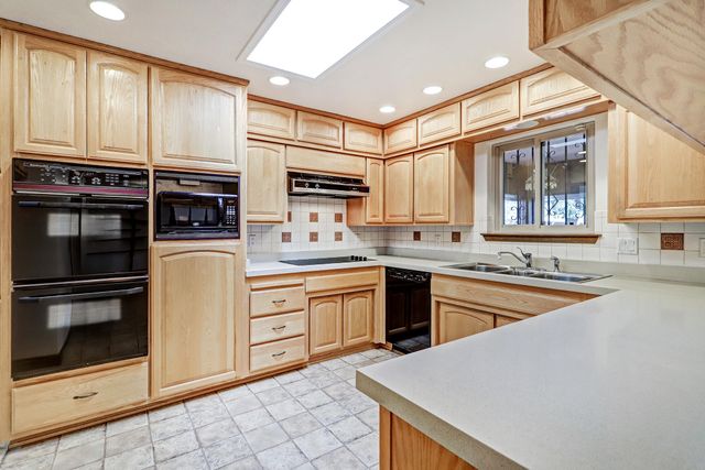 7916 American Heritage Drive NE, Albuquerque, NM 87109