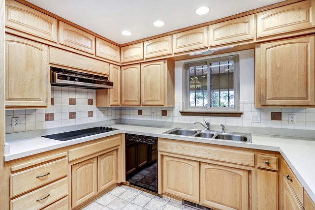 7916 American Heritage Drive NE, Albuquerque, NM 87109