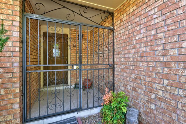 7916 American Heritage Drive NE, Albuquerque, NM 87109