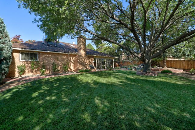 7916 American Heritage Drive NE, Albuquerque, NM 87109