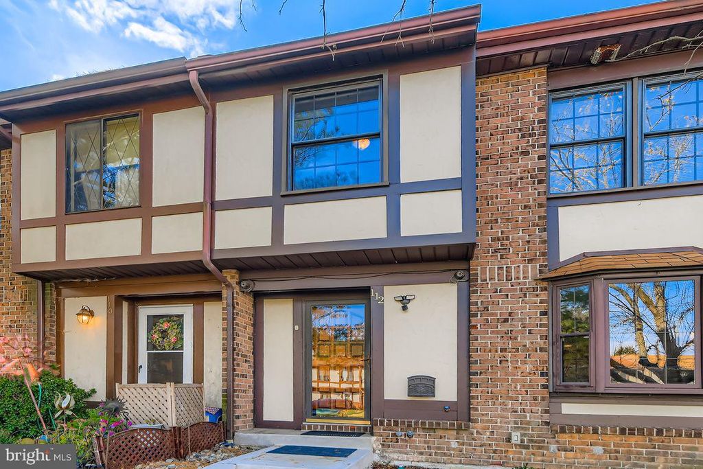 112 BOURBON CT, Baltimore, MD 21234