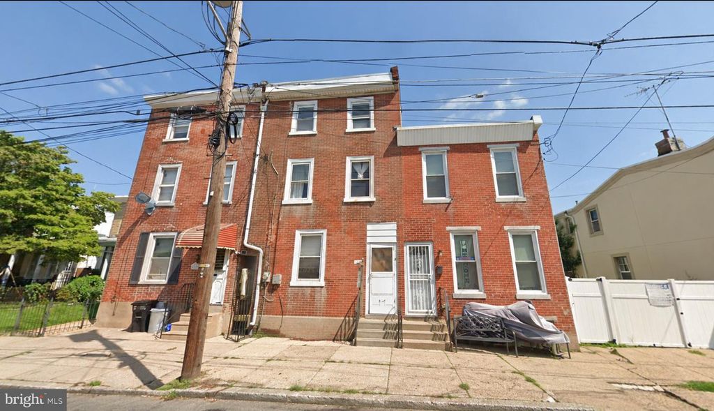 4560 MILNOR ST, PHILADELPHIA, PA 19124 — exterior