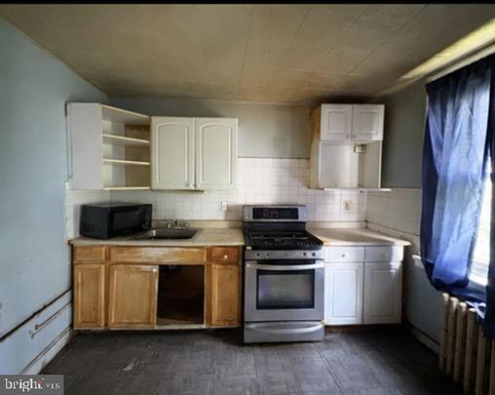 4560 MILNOR ST, PHILADELPHIA, PA 19124 — photo 2