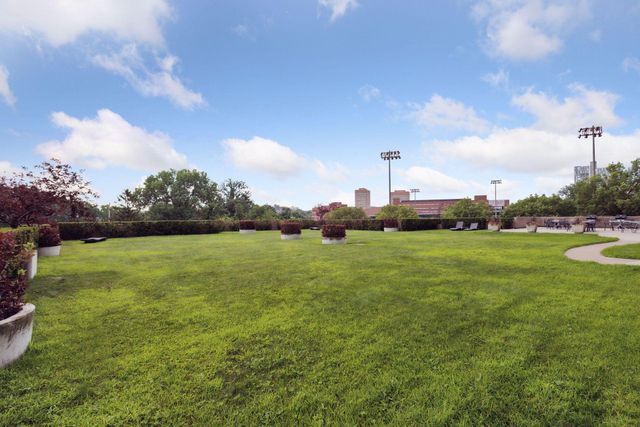 1920 S 1st Street 707, Minneapolis, MN 55454