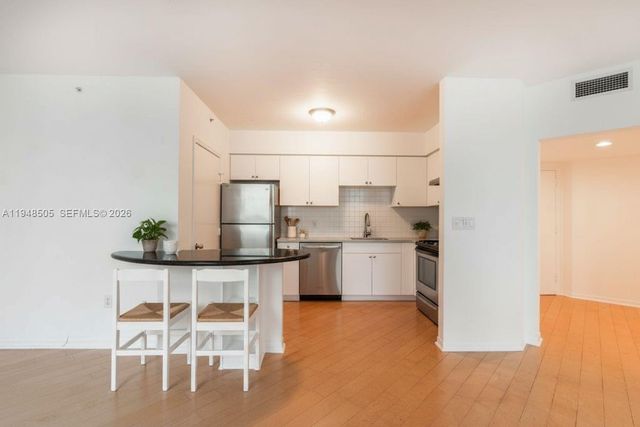 1330 West Ave 610, Miami Beach, FL 33139