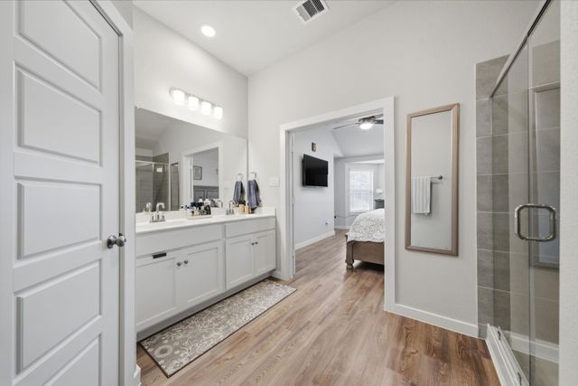 1202 Filly Creek Drive, Alvin, TX 77511