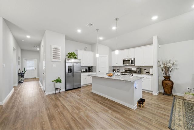 1202 Filly Creek Drive, Alvin, TX 77511