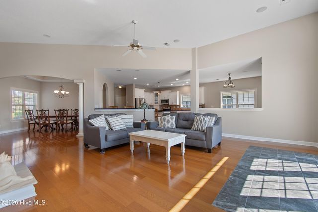 1097 Edenton Drive NW, Calabash, NC 28467
