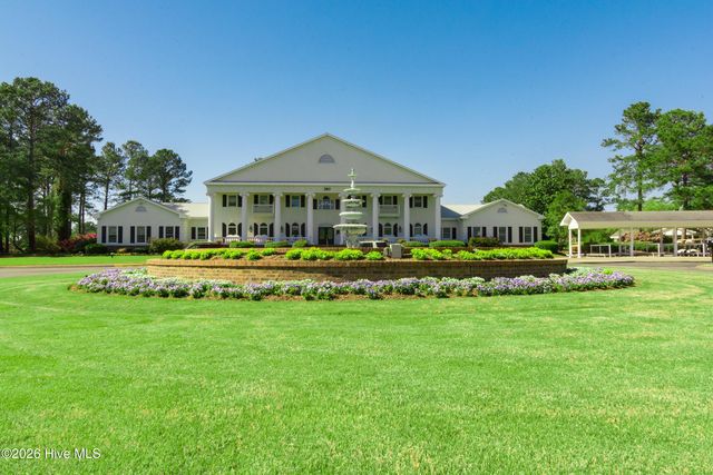 1097 Edenton Drive NW, Calabash, NC 28467