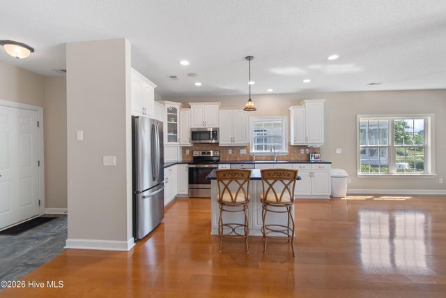 1097 Edenton Drive NW, Calabash, NC 28467