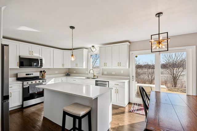 24395 Patriot Lane, Crete, IL 60417