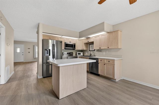 2231 UTOPIAN DRIVE E 219, Clearwater, FL 33763