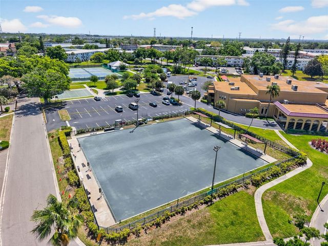 2231 UTOPIAN DRIVE E 219, Clearwater, FL 33763