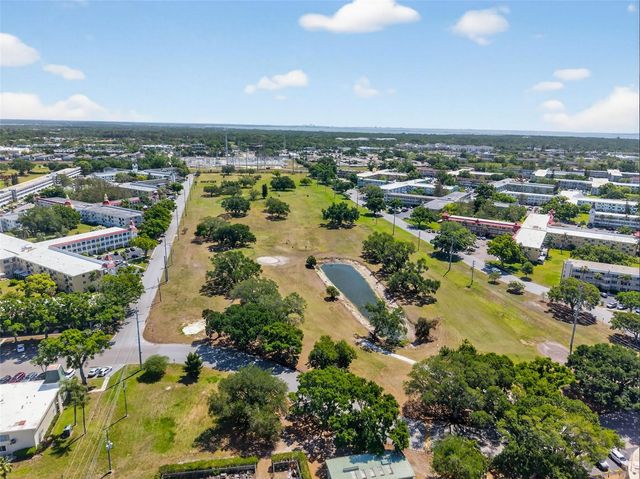 2231 UTOPIAN DRIVE E 219, Clearwater, FL 33763