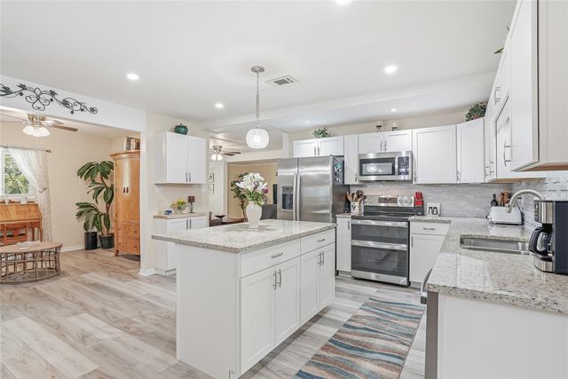 12109 FOREST HILLS DRIVE, Tampa, FL 33612