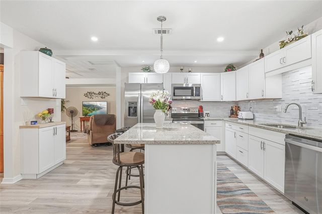 12109 FOREST HILLS DRIVE, Tampa, FL 33612