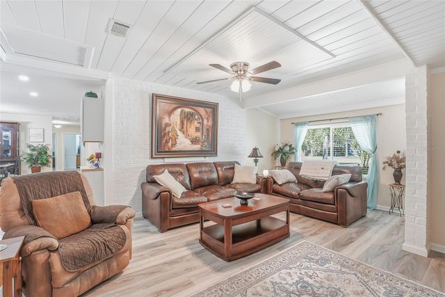 12109 FOREST HILLS DRIVE, Tampa, FL 33612