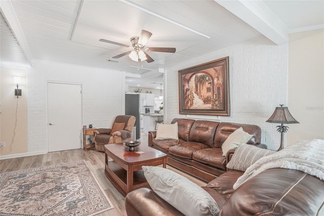 12109 FOREST HILLS DRIVE, Tampa, FL 33612
