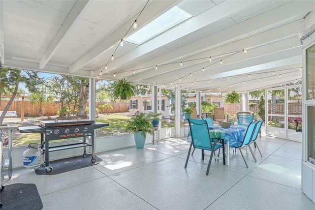 12109 FOREST HILLS DRIVE, Tampa, FL 33612