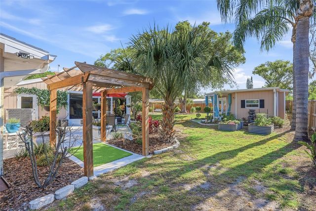 12109 FOREST HILLS DRIVE, Tampa, FL 33612