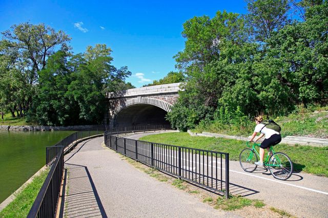 3116 W Lake Street 117, Minneapolis, MN 55416