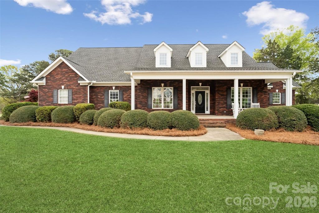 172 Fairway Circle, Rock Hill, SC 29730