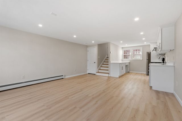 274 Main St 7, Acton, MA 01720