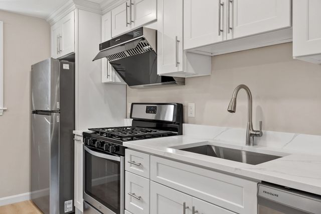 274 Main St 7, Acton, MA 01720