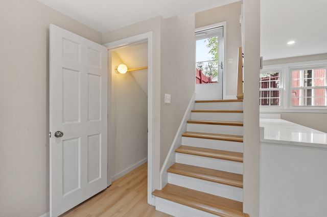 274 Main St 7, Acton, MA 01720