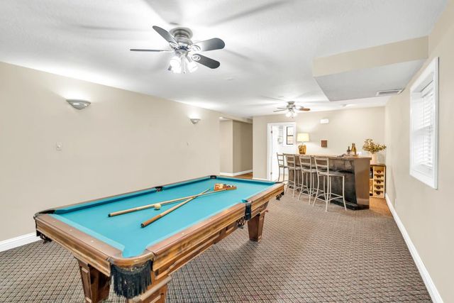 2720 Portola Way, Sacramento, CA 95818