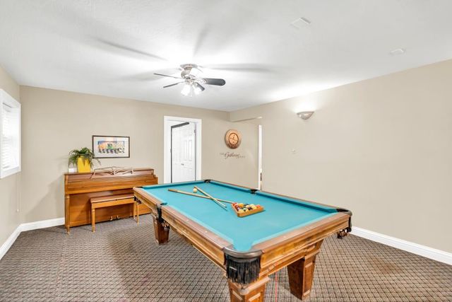 2720 Portola Way, Sacramento, CA 95818