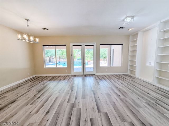 6892 April Wind Avenue, Las Vegas, NV 89131