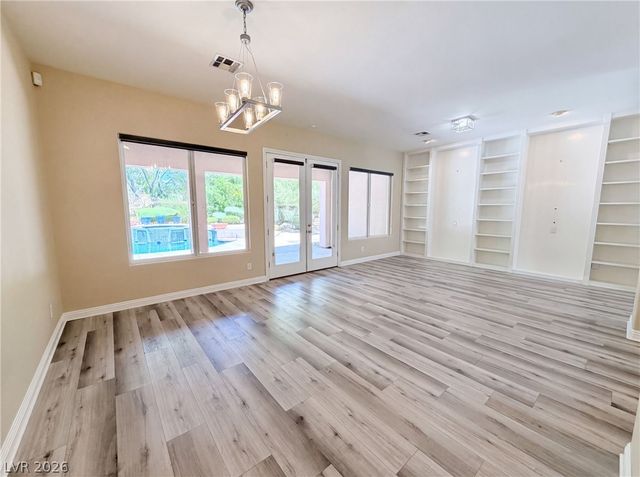 6892 April Wind Avenue, Las Vegas, NV 89131