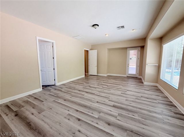 6892 April Wind Avenue, Las Vegas, NV 89131