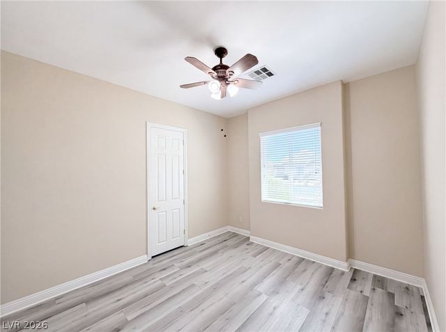 6892 April Wind Avenue, Las Vegas, NV 89131