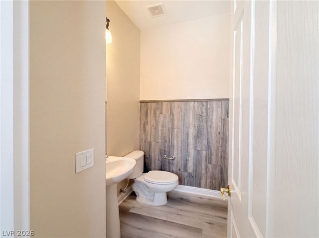 6892 April Wind Avenue, Las Vegas, NV 89131
