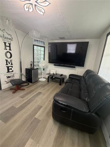 10415 NW 30th Ct, Miami, FL 33147