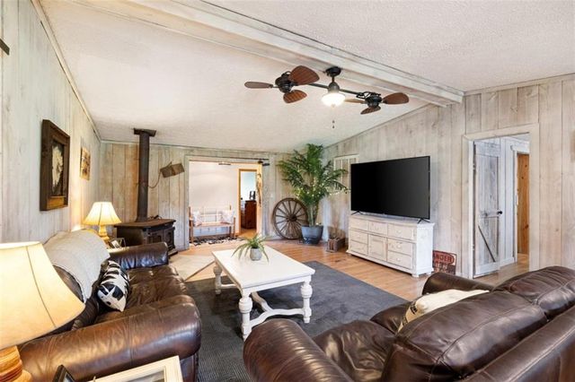 215 Erwin Road, Adairsville, GA 30103