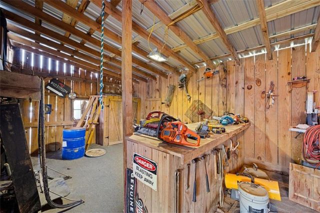 215 Erwin Road, Adairsville, GA 30103