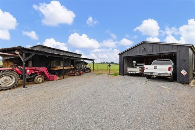 215 Erwin Road, Adairsville, GA 30103